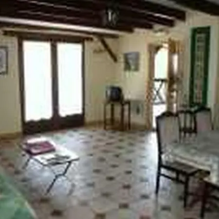 فندق مبيت وإفطار D'hotes Encatello LʼIsle-en-Dodon